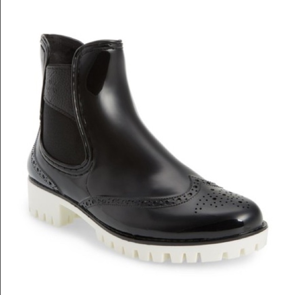 Dav Leeds Brogue Rain Boot!
